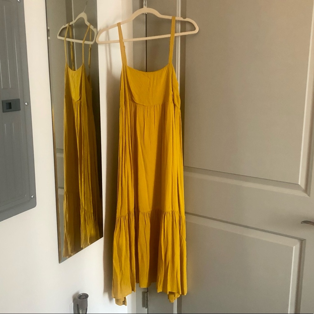 Urban Outfitters maxi dress size M